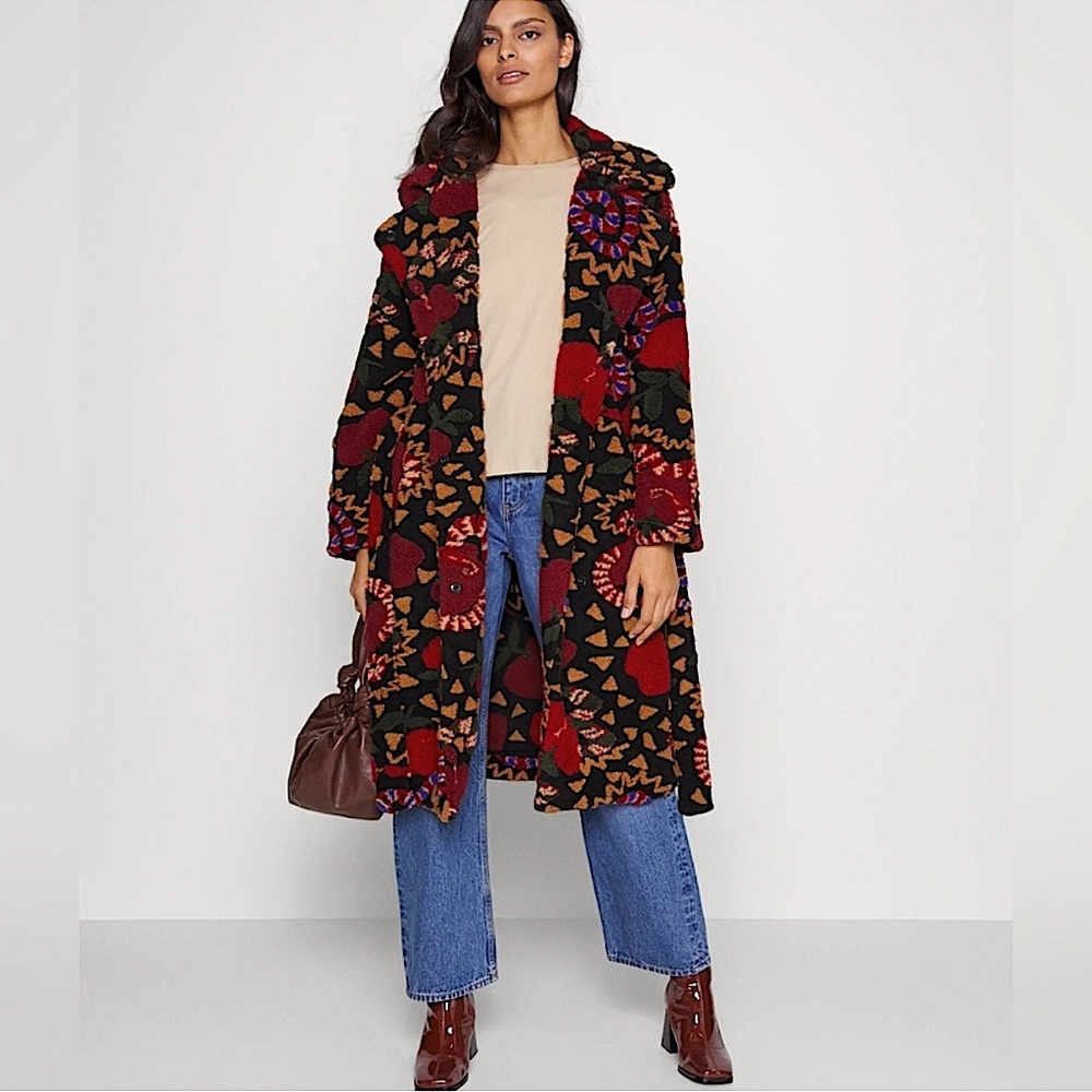 FARM Rio Womens Jungle Snake Fruit Black Apple size medium oversized coat